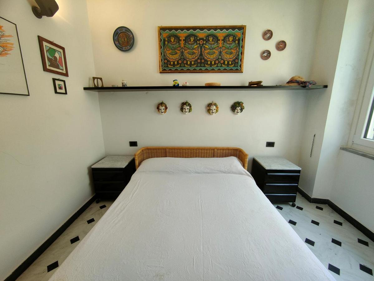 Byron Guest House Porto Venere Exterior photo